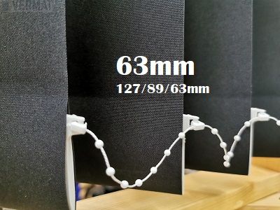 Pystylamellikaihdin 63mm pimentävällä BER kankaalla - Pystylamellikaihtimet omalla mitalla halvalla vermat.fi verkkokaupasta. Netistä 24h